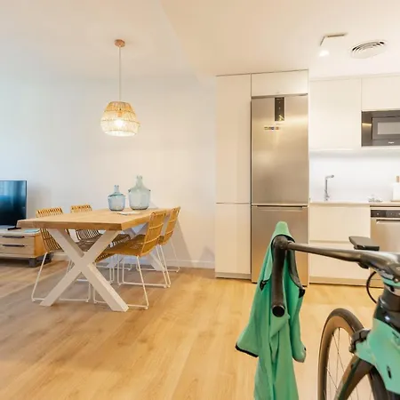 Bravissimo Gerio, 2-bedroom * ジローナ